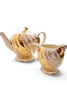 Sadler Vintage Gold and Cream Swirl Teapot 1699/2 made in England 1950 Rare
